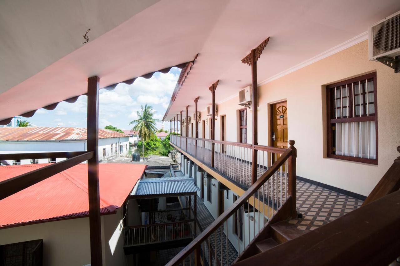 Antonio Garden Hotel Zanzibar 外观 照片